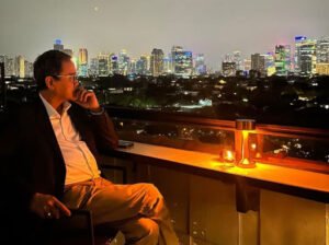 Malam adalah pertanda hari akan berakhir …. Malam 300x224