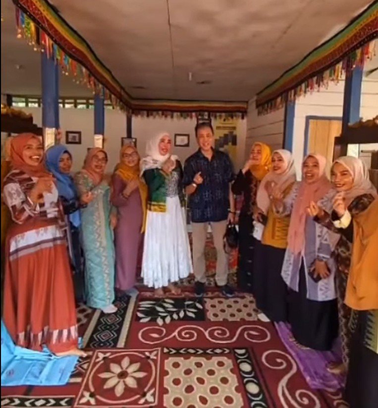 Pasar Rakyat Muna